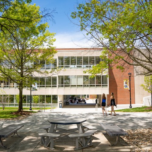 Grasselli Library And Breen Learning Center at Jcu
